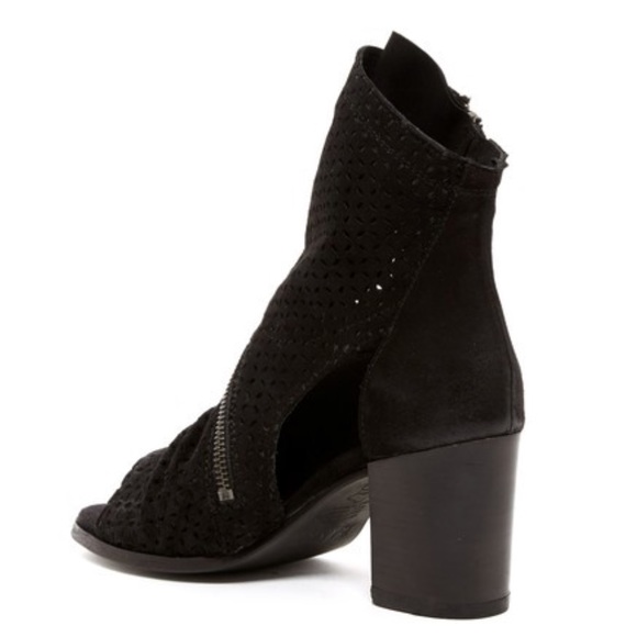 NWOT Free People booties- Baske California - Picture 3 of 8